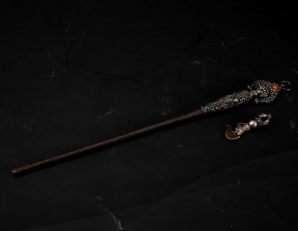 Strumenti rituali in argento e pietre dure, Tibet, XIX secolo  - Asta Arte Orientale   - Associazione Nazionale - Case d'Asta italiane