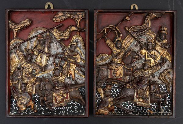 Lotto composto da cinque pannelli diversi scolpiti in legno laccato e dorato, Canton, Cina, Dinastia Qing, XIX secolo  - Asta Arte Orientale   - Associazione Nazionale - Case d'Asta italiane