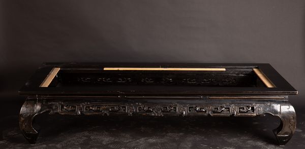 Letto in legno, Cina, XX secolo  - Asta Arte Orientale   - Associazione Nazionale - Case d'Asta italiane