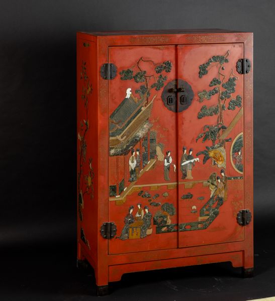 Cabinet a due ante in legno laccato con applicazioni in pietre dure e scene di vita comune, Cina, Dinastia Qing, XIX secolo  - Asta Arte Orientale   - Associazione Nazionale - Case d'Asta italiane