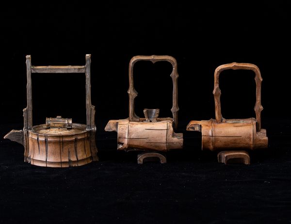 Tre teiere in pietra con motivo a canne di bamb�, Cina, XX secolo  - Asta Arte Orientale   - Associazione Nazionale - Case d'Asta italiane