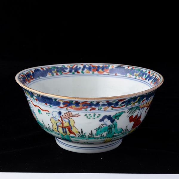 Ciotola in porcellana a smalti Woucai con figure di saggi e drago, Cina, Dinastia Qing, XIX secolo  - Asta Arte Orientale   - Associazione Nazionale - Case d'Asta italiane
