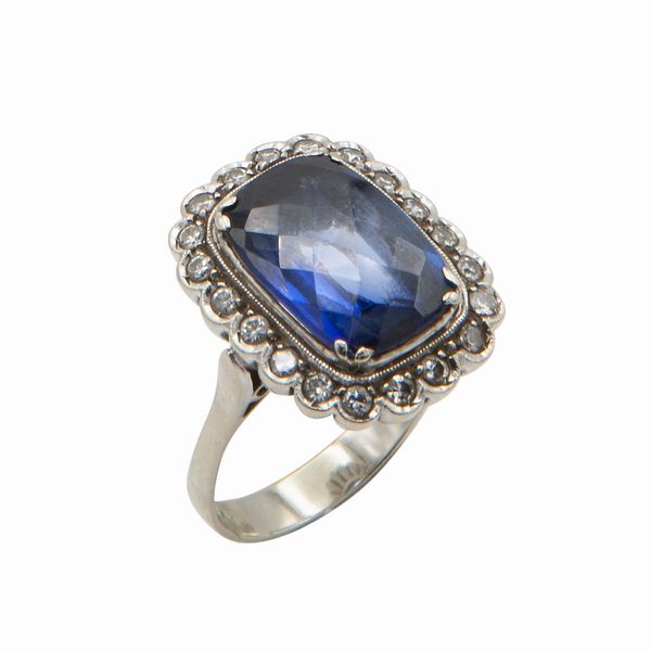 Anello con zaffiro e diamanti  - Asta Gioielli, Orologi e Argenti - Associazione Nazionale - Case d'Asta italiane