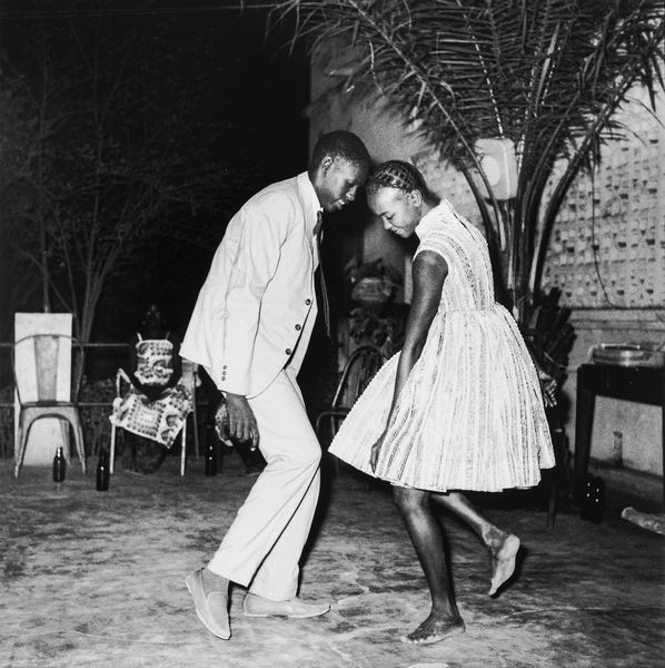 Malick Sidibe' : Nuit de Noel (Happy-club)  - Asta Fotografia - Associazione Nazionale - Case d'Asta italiane