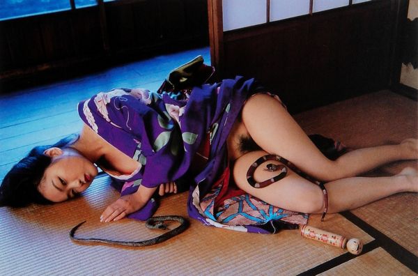 NOBUYOSHI ARAKI : 'A's Paradise  - Asta Fotografia - Associazione Nazionale - Case d'Asta italiane