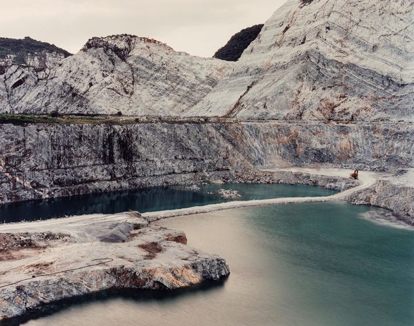 Naoya Hatakeyama : Lime Hills, dalla serie Quarry  - Asta Fotografia - Associazione Nazionale - Case d'Asta italiane