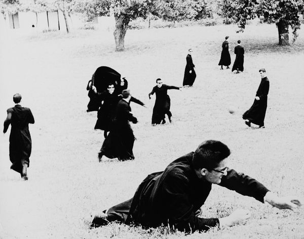 Mario Giacomelli : Io non ho mani che mi accarezzino il volto  - Asta Fotografia - Associazione Nazionale - Case d'Asta italiane