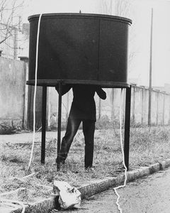 UGO LA PIETRA - Immersione nell'acqua