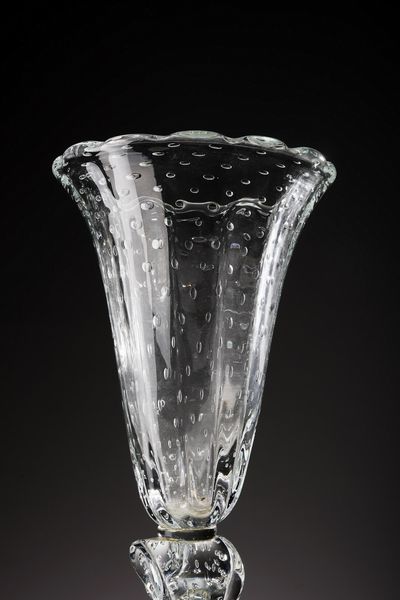 ROSIN LOREDANO (1936 - 1991) : Grande calice in vetro trasparente decorato a bolle. Gambo antropomorfo  - Asta Asta 376 | VETRI DI MURANO E DEL XX SECOLO E CERAMICHE - VETRI DI MURANO E FRANCESI, CERAMICHE Virtuale - Associazione Nazionale - Case d'Asta italiane