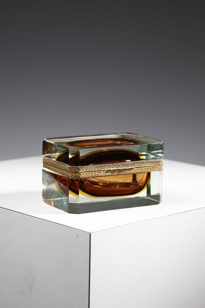 MANDRUZZATO ALESSANDRO : Scatola in vetro trasparente sommersa in bruno e aranciato  - Asta Asta 376 | VETRI DI MURANO E DEL XX SECOLO E CERAMICHE - VETRI DI MURANO E FRANCESI, CERAMICHE Virtuale - Associazione Nazionale - Case d'Asta italiane