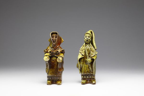 PULLI CLAUDIO (1892 - 1976) : Coppia di statuine  - Asta Asta 376 | VETRI DI MURANO E DEL XX SECOLO E CERAMICHE - VETRI DI MURANO E FRANCESI, CERAMICHE Virtuale - Associazione Nazionale - Case d'Asta italiane