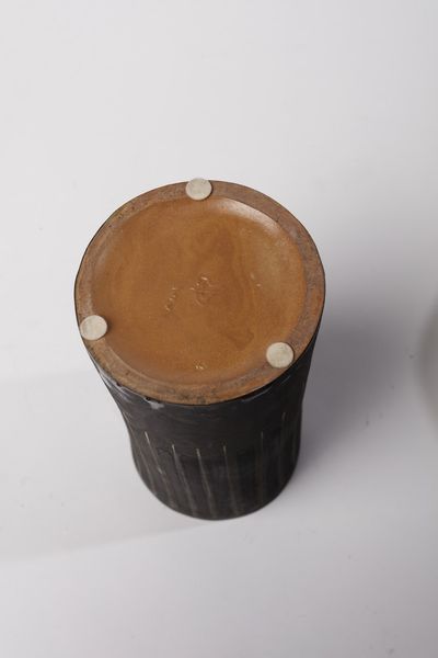 PIANEZZOLA POMPEO (1925 - 2012) : Ciotola , vaso e vasetto  - Asta Asta 376 | VETRI DI MURANO E DEL XX SECOLO E CERAMICHE - VETRI DI MURANO E FRANCESI, CERAMICHE Virtuale - Associazione Nazionale - Case d'Asta italiane