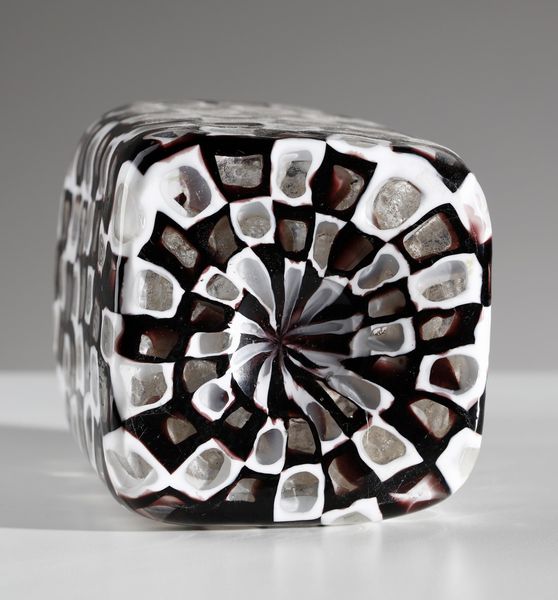 SCARPA AFRA (1937 -2011) & TOBIA (n. 1935) : Vaso della serie Occhi  - Asta Asta 376 | VETRI DI MURANO E DEL XX SECOLO E CERAMICHE - VETRI DI MURANO E FRANCESI, CERAMICHE Virtuale - Associazione Nazionale - Case d'Asta italiane