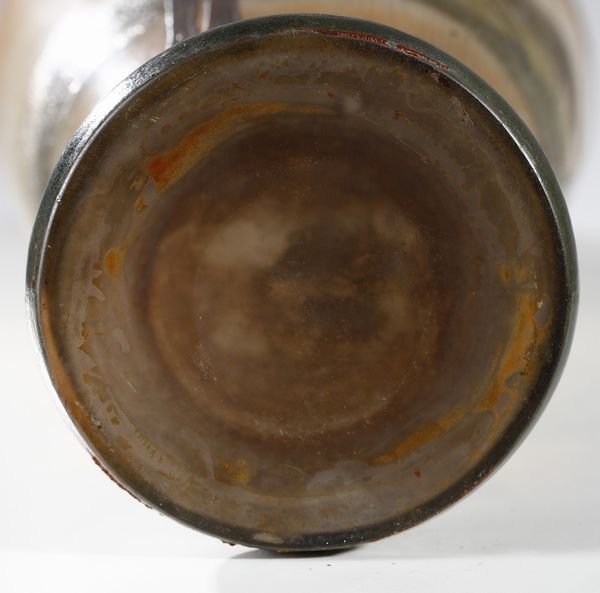 LEGRAS : Vaso in vetro smaltato, decorato con paesaggio lacustre  - Asta Asta 376 | VETRI DI MURANO E DEL XX SECOLO E CERAMICHE - VETRI DI MURANO E FRANCESI, CERAMICHE Virtuale - Associazione Nazionale - Case d'Asta italiane