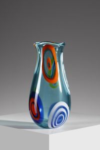 POTENZA GIANMARIA (n. 1936) - Vaso in vetro azzurrino decorato con murrine ad anelli concentrici arancio e lattimo per La Murrina