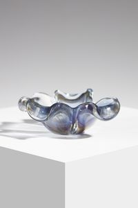 SEGUSO VETRI D'ARTE - Coppa a forma di foglia in vetro trasparente azzurrino e foglia oro