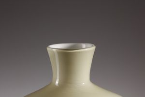 BUZZI TOMASO (1900 - 1981) : Vaso per Venini  - Asta Asta 376 | VETRI DI MURANO E DEL XX SECOLO E CERAMICHE - VETRI DI MURANO E FRANCESI, CERAMICHE Virtuale - Associazione Nazionale - Case d'Asta italiane