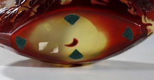 GALL� : Vaso a barchetta , decoro di foglie nei toni del bruno, finemente inciso ad acido su fondo arancio  - Asta Asta 376 | VETRI DI MURANO E DEL XX SECOLO E CERAMICHE - VETRI DI MURANO E FRANCESI, CERAMICHE Virtuale - Associazione Nazionale - Case d'Asta italiane