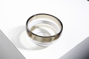 LA MURRINA : attribuito. Ciotola trasparente decorata con fasce grigie e tortora  - Asta Asta 376 | VETRI DI MURANO E DEL XX SECOLO E CERAMICHE - VETRI DI MURANO E FRANCESI, CERAMICHE Virtuale - Associazione Nazionale - Case d'Asta italiane