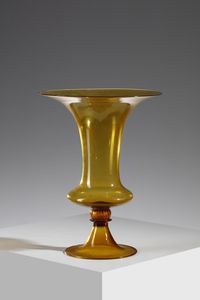 PAULY & C. - Vaso in vetro trasparente color ambra, piede a disco e nodo costolato