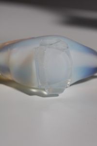 LALIQUE : Gruppo di sei ferma carte raffiguranti animali in vetro bianco opalescente  - Asta Asta 376 | VETRI DI MURANO E DEL XX SECOLO E CERAMICHE - VETRI DI MURANO E FRANCESI, CERAMICHE Virtuale - Associazione Nazionale - Case d'Asta italiane