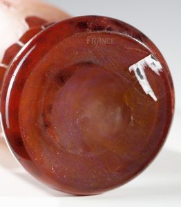 SCHNEIDER : Vaso della serie Cedres, in vetro doppio, nei toni arancio, decoro inciso con cedri  - Asta Asta 376 | VETRI DI MURANO E DEL XX SECOLO E CERAMICHE - VETRI DI MURANO E FRANCESI, CERAMICHE Virtuale - Associazione Nazionale - Case d'Asta italiane