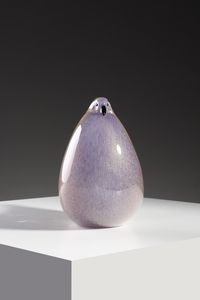 BAROVIER & TOSO : Colomba in vetro ametista decorato con foglia oro  - Asta Asta 376 | VETRI DI MURANO E DEL XX SECOLO E CERAMICHE - VETRI DI MURANO E FRANCESI, CERAMICHE Virtuale - Associazione Nazionale - Case d'Asta italiane