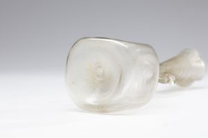 MANIFATTURA MURANESE : Vaso in vetro trasparente biansato decorato su collo con filamento a spirale, bocca polilobata  - Asta Asta 376 | VETRI DI MURANO E DEL XX SECOLO E CERAMICHE - VETRI DI MURANO E FRANCESI, CERAMICHE Virtuale - Associazione Nazionale - Case d'Asta italiane