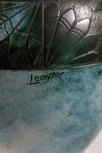 LEGRAS : Vaso in vetro decorato con una fascia incisa all'acido con un motivo floreale, su fondo marmorizzato turchese  - Asta Asta 376 | VETRI DI MURANO E DEL XX SECOLO E CERAMICHE - VETRI DI MURANO E FRANCESI, CERAMICHE Virtuale - Associazione Nazionale - Case d'Asta italiane