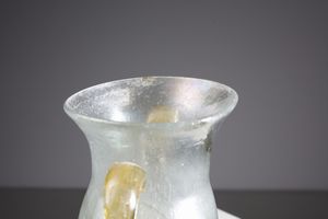 MANIFATTURA MURANESE : Anfora biansata in vetro pulegoso trasparente e manici in vetro pulegoso pagliesco  - Asta Asta 376 | VETRI DI MURANO E DEL XX SECOLO E CERAMICHE - VETRI DI MURANO E FRANCESI, CERAMICHE Virtuale - Associazione Nazionale - Case d'Asta italiane