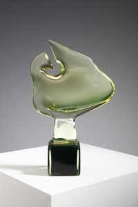 MANIFATTURA MURANESE - Grande scultura astratta in vetro sommerso verde