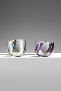 MANIFATTURA MURANESE - Coppia di vasi decorati a canne colorate. Superficie iridata