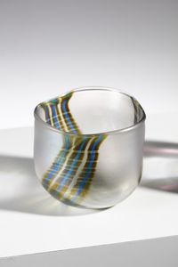 MANIFATTURA MURANESE : Coppia di vasi decorati a canne colorate. Superficie iridata  - Asta Asta 376 | VETRI DI MURANO E DEL XX SECOLO E CERAMICHE - VETRI DI MURANO E FRANCESI, CERAMICHE Virtuale - Associazione Nazionale - Case d'Asta italiane