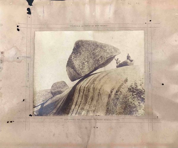 Pedro Momini fotografo La piedra movediza. Tandil, Argentina, 1890 ca.  - Asta Oltre 300 lotti ad offerta libera - Associazione Nazionale - Case d'Asta italiane