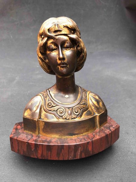 Bronzista tra '800 e '900 Busto di fanciulla  - Asta Oltre 300 lotti ad offerta libera - Associazione Nazionale - Case d'Asta italiane