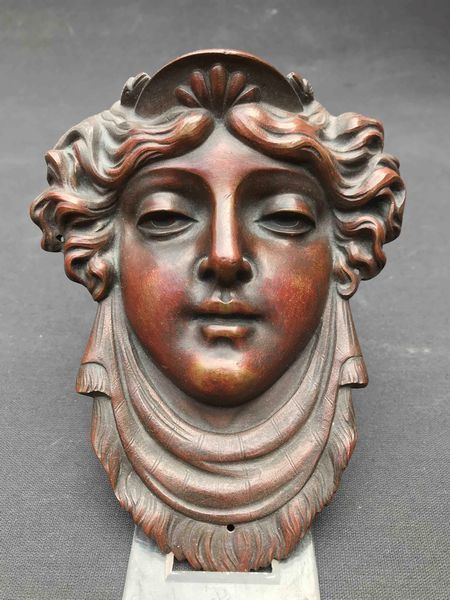 Scultore liberty Volto di fanciulla  - Asta Oltre 300 lotti ad offerta libera - Associazione Nazionale - Case d'Asta italiane