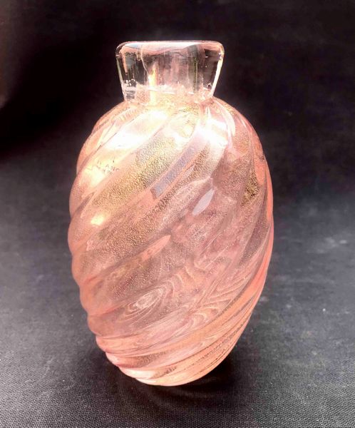 Murano. Vasetto in vetro pesante con inclusioni in oro sommerso  - Asta Oltre 300 lotti ad offerta libera - Associazione Nazionale - Case d'Asta italiane