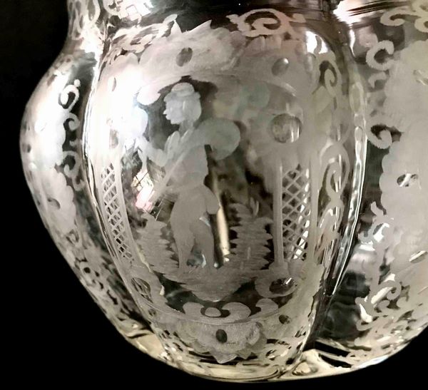 Vasetto inciso alla mola  - Asta Oltre 300 lotti ad offerta libera - Associazione Nazionale - Case d'Asta italiane