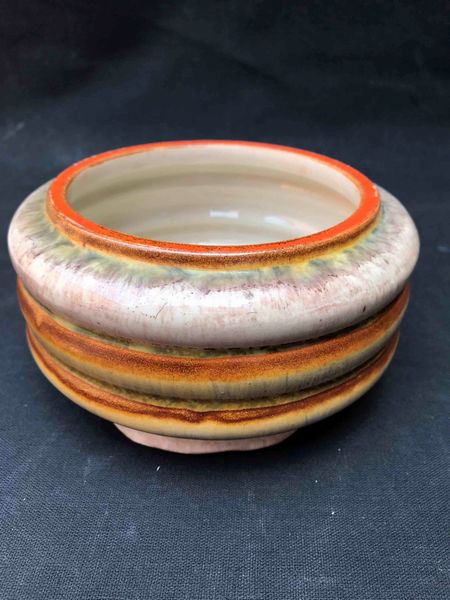 Albissola. Recipiente rotondo con coperchio  - Asta Oltre 300 lotti ad offerta libera - Associazione Nazionale - Case d'Asta italiane