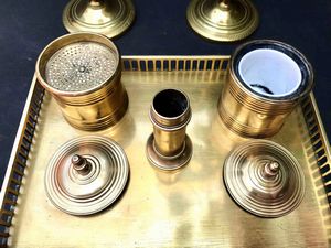 Bel servizio da scrivania. Inizio XIX secolo  - Asta Oltre 300 lotti ad offerta libera - Associazione Nazionale - Case d'Asta italiane