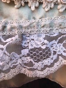 Vestitino ricamato e dipinto  - Asta Oltre 300 lotti ad offerta libera - Associazione Nazionale - Case d'Asta italiane