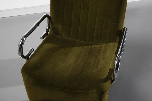 RINALDI GASTONE (1920 - 2006) : nello stile di. Coppia di poltrone  - Asta Asta 378 | DESIGN E ARTI DECORATIVE DEL NOVECENTO - DESIGN Online - Associazione Nazionale - Case d'Asta italiane