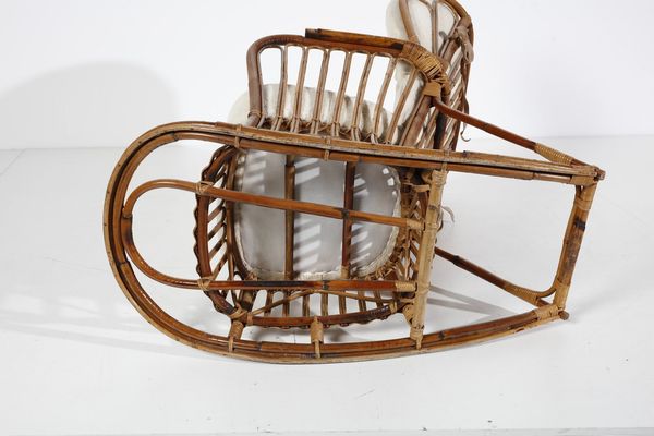 CARMINATI LIO : attribuito. Poltrona a dondolo per Casa & Giardino  - Asta Asta 378 | DESIGN E ARTI DECORATIVE DEL NOVECENTO - DESIGN Online - Associazione Nazionale - Case d'Asta italiane