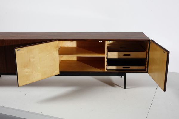 WAECKERLIN DIETER  (n. 1930) : Credenza per Idealheim  - Asta Asta 378 | DESIGN E ARTI DECORATIVE DEL NOVECENTO - DESIGN Online - Associazione Nazionale - Case d'Asta italiane