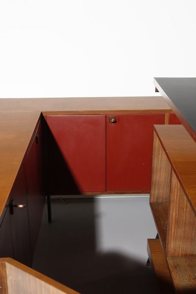 LA PERMANENTE MOBILI CANTU� : attribuito. Mobile bar con tre sgabelli  - Asta Asta 378 | DESIGN E ARTI DECORATIVE DEL NOVECENTO - DESIGN Online - Associazione Nazionale - Case d'Asta italiane