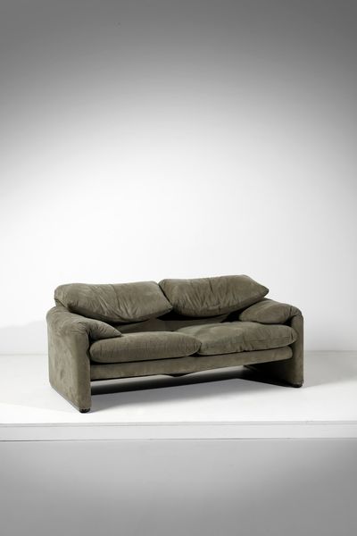MAGISTRETTI VICO (1920 - 2006) : Divano Maralunga per Cassina  - Asta Asta 378 | DESIGN E ARTI DECORATIVE DEL NOVECENTO - DESIGN Online - Associazione Nazionale - Case d'Asta italiane