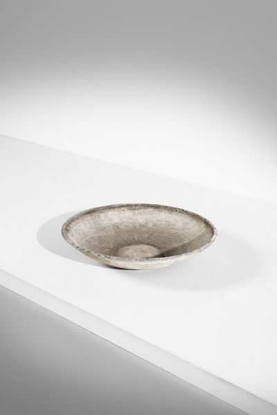 GUHL WILLY (n. 2004) : attribuito. Grande ciotola da giardino  - Asta Asta 378 | DESIGN E ARTI DECORATIVE DEL NOVECENTO - DESIGN Online - Associazione Nazionale - Case d'Asta italiane