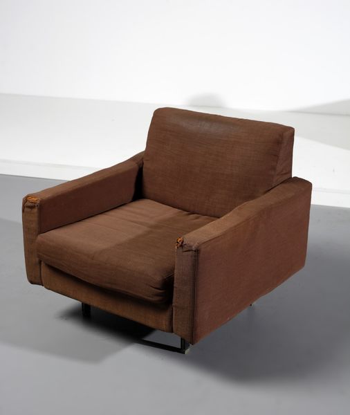 RINALDI GASTONE : Coppia di poltrone P90  per Rima  - Asta Asta 378 | DESIGN E ARTI DECORATIVE DEL NOVECENTO - DESIGN Online - Associazione Nazionale - Case d'Asta italiane