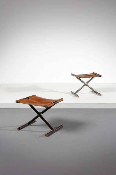 SCARPA AFRA (1937 -2011) & TOBIA (n. 1935) : Coppia di sgabelli per Benetton  - Asta Asta 378 | DESIGN E ARTI DECORATIVE DEL NOVECENTO - DESIGN Online - Associazione Nazionale - Case d'Asta italiane