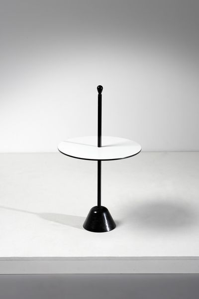 CASTIGLIONI ACHILLE (1918 - 2002) : Tavolino Servomuto per Zanotta  - Asta Asta 378 | DESIGN E ARTI DECORATIVE DEL NOVECENTO - DESIGN Online - Associazione Nazionale - Case d'Asta italiane